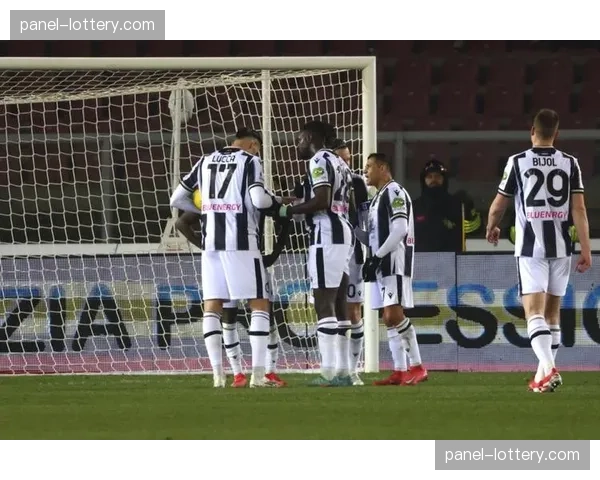 乌迪内斯确认主力前锋因伤缺席三月剩余所有联赛