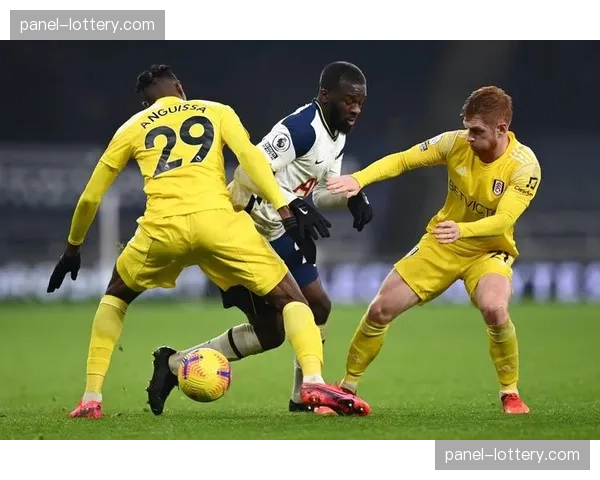 巴黎圣日耳曼提前两天抵达米兰，进行适应性训练